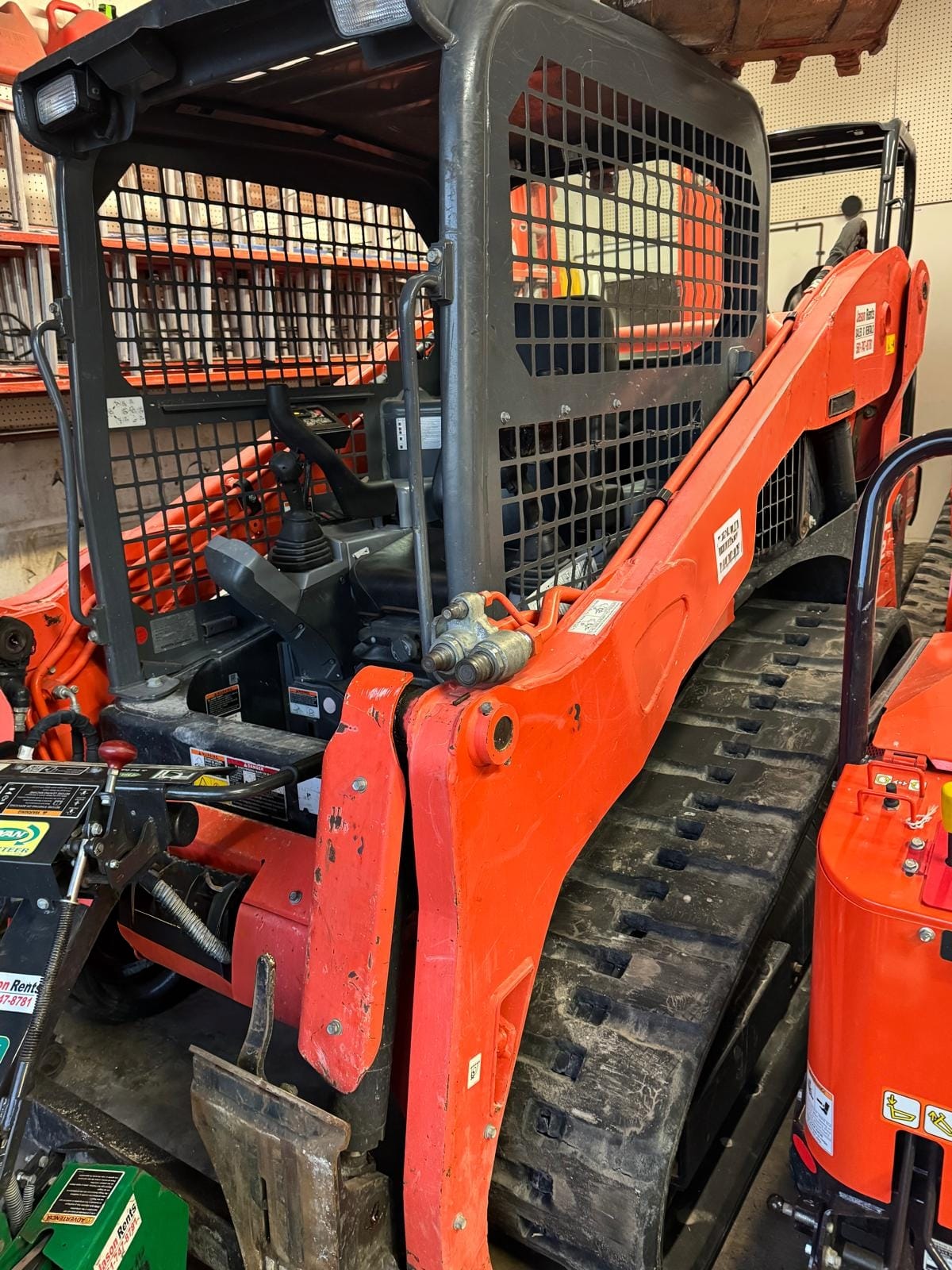 Kubota SVL75-2 Compact Track Loader – 2017